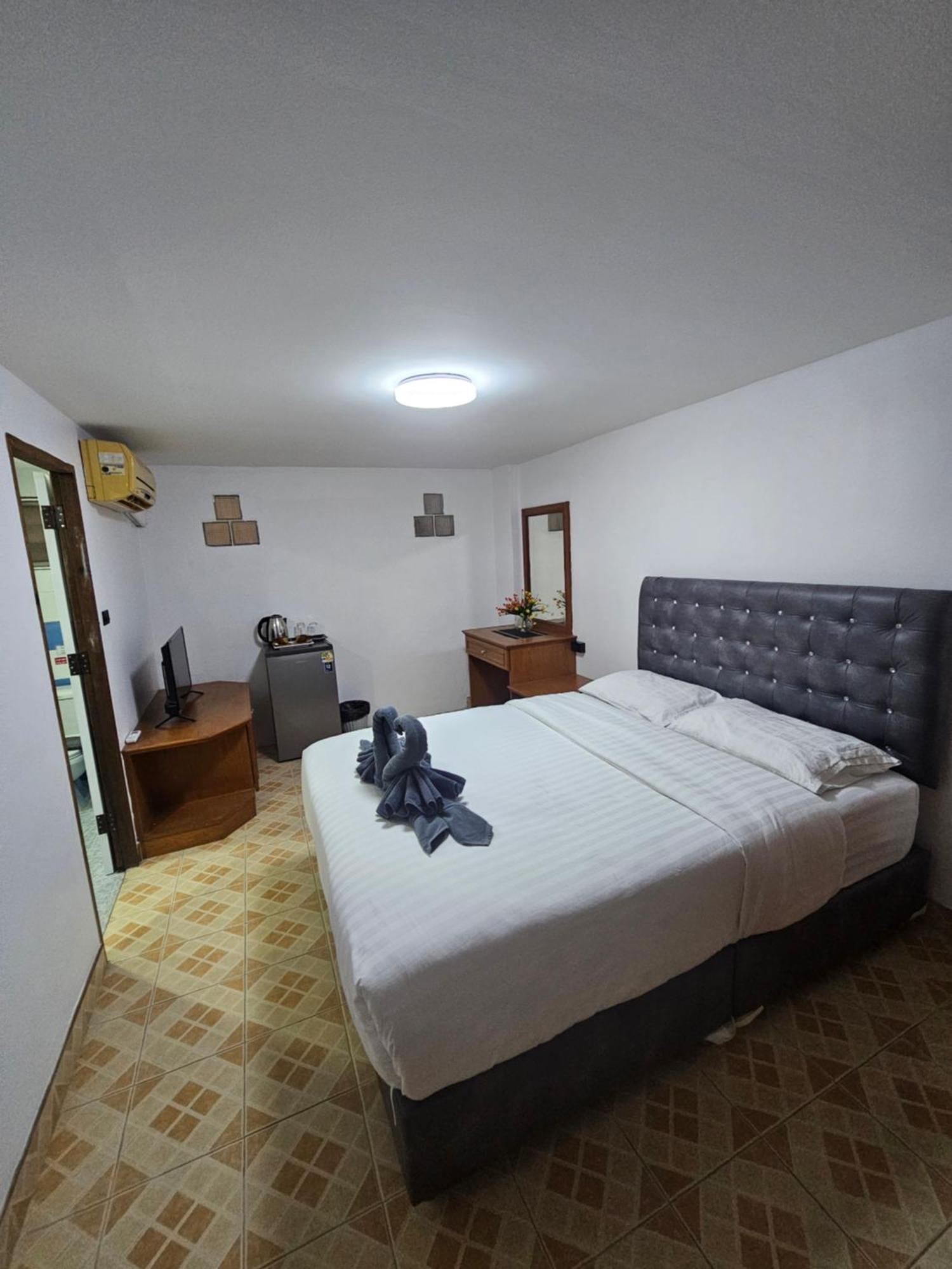 Candy Beach Seaview Jomtien Exterior foto