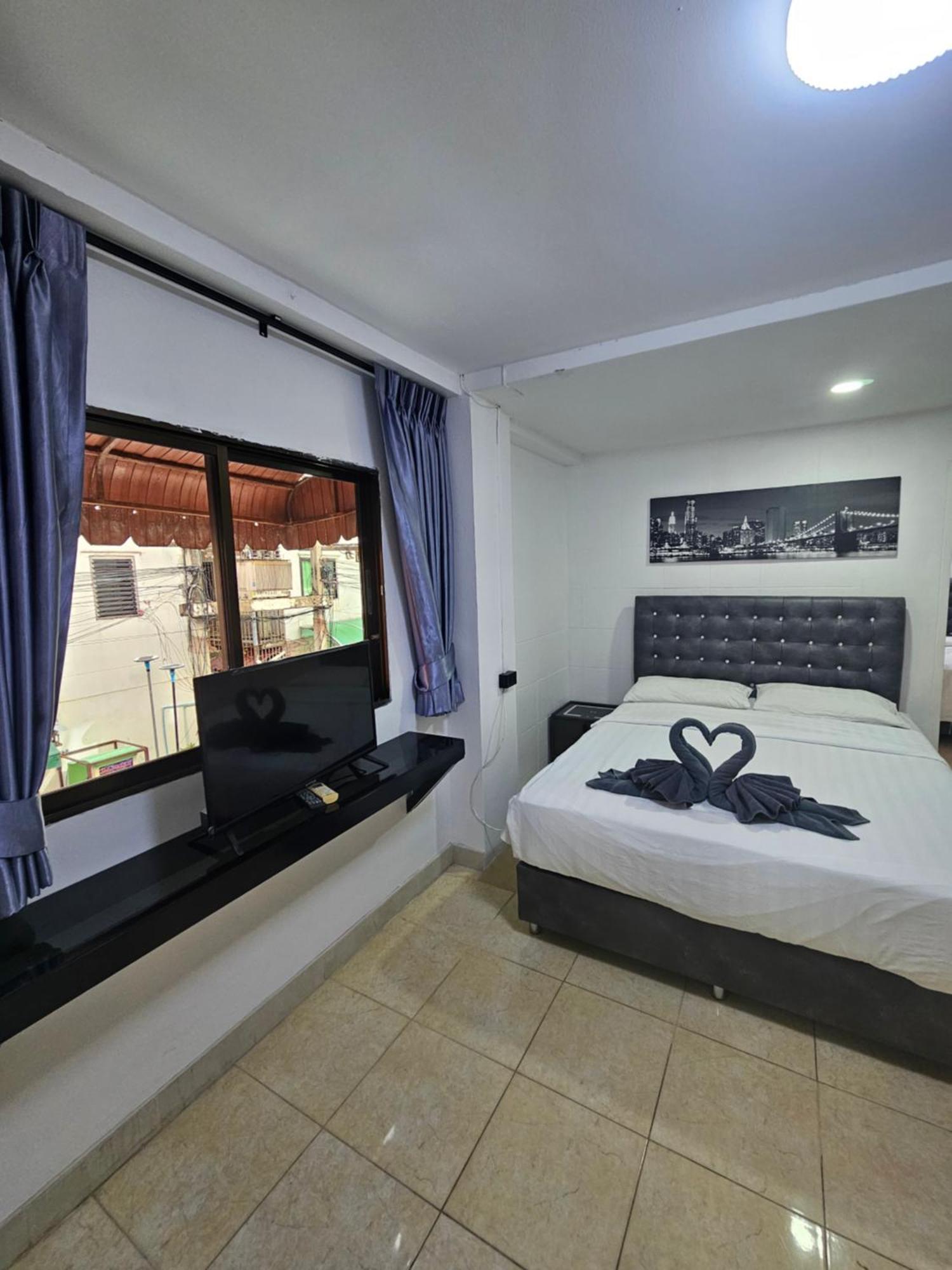 Candy Beach Seaview Jomtien Exterior foto
