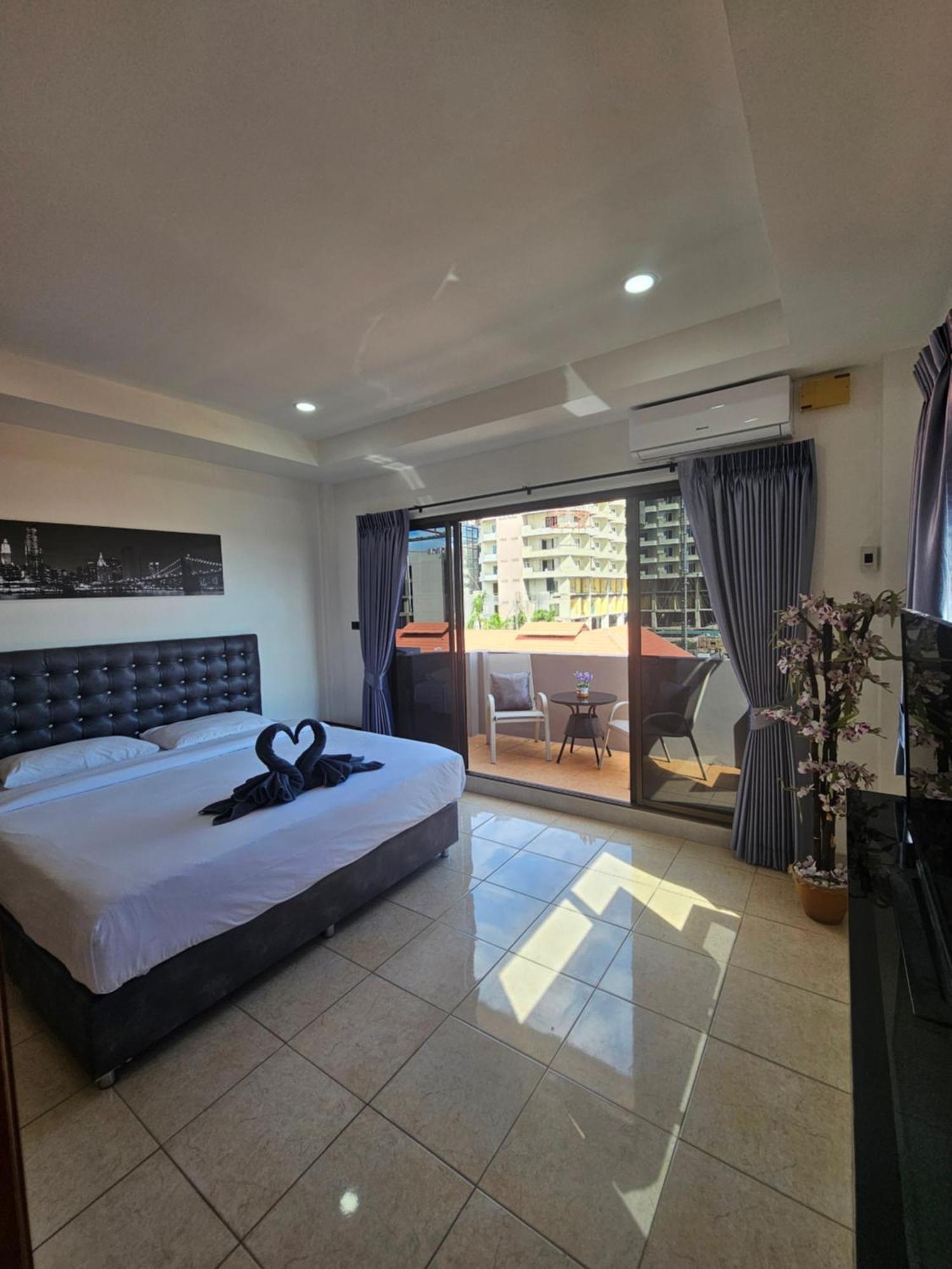 Candy Beach Seaview Jomtien Exterior foto