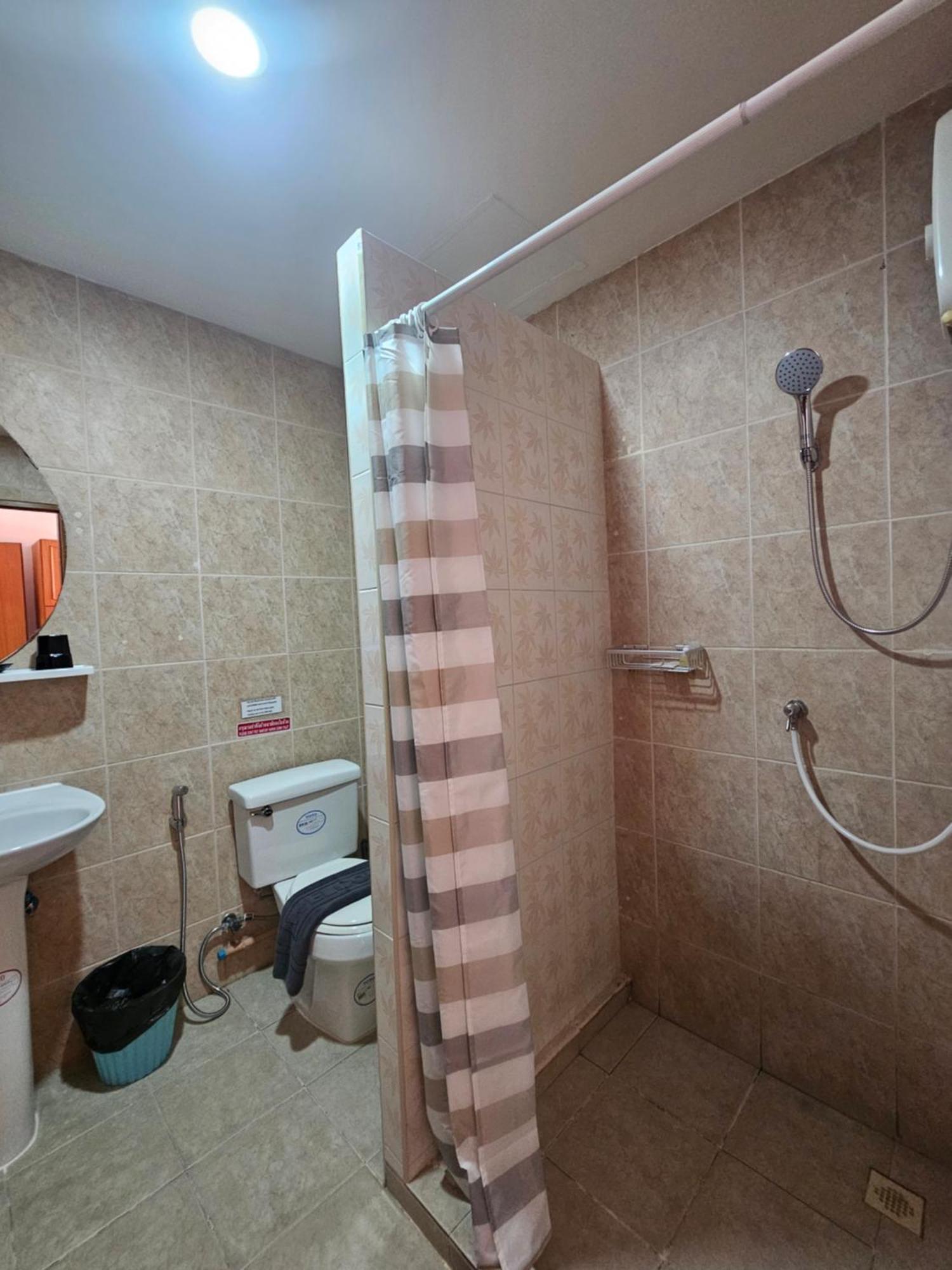 Candy Beach Seaview Jomtien Exterior foto