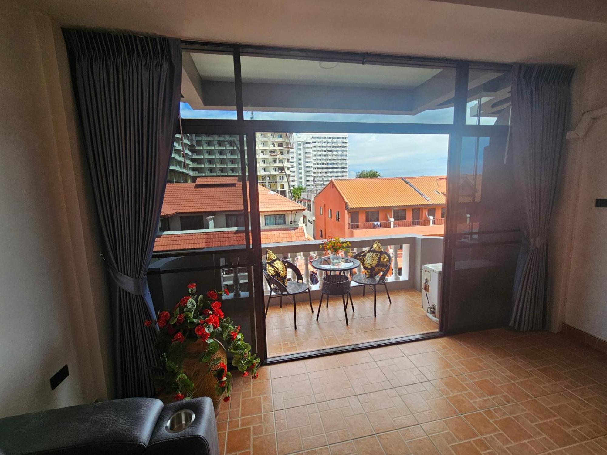 Candy Beach Seaview Jomtien Exterior foto