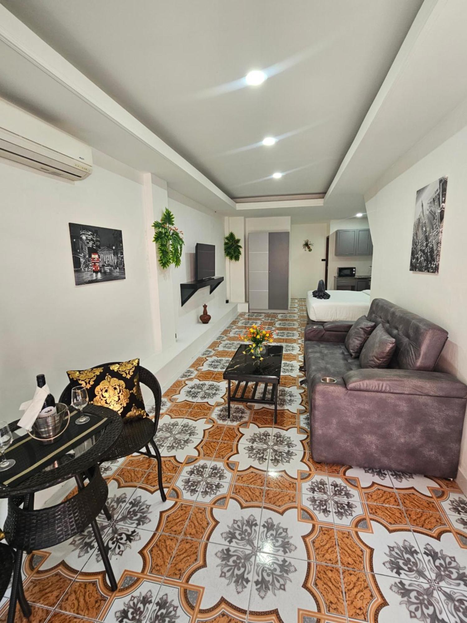 Candy Beach Seaview Jomtien Exterior foto