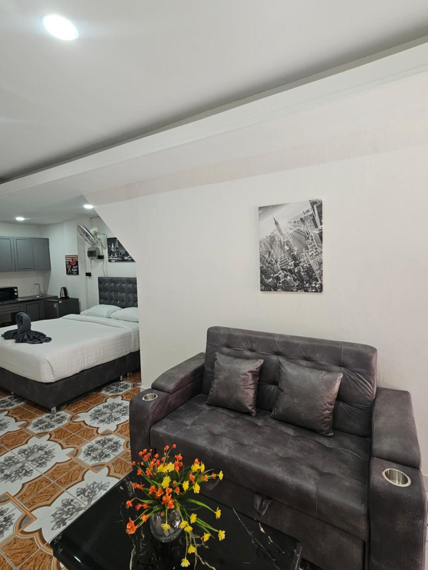 Candy Beach Seaview Jomtien Exterior foto